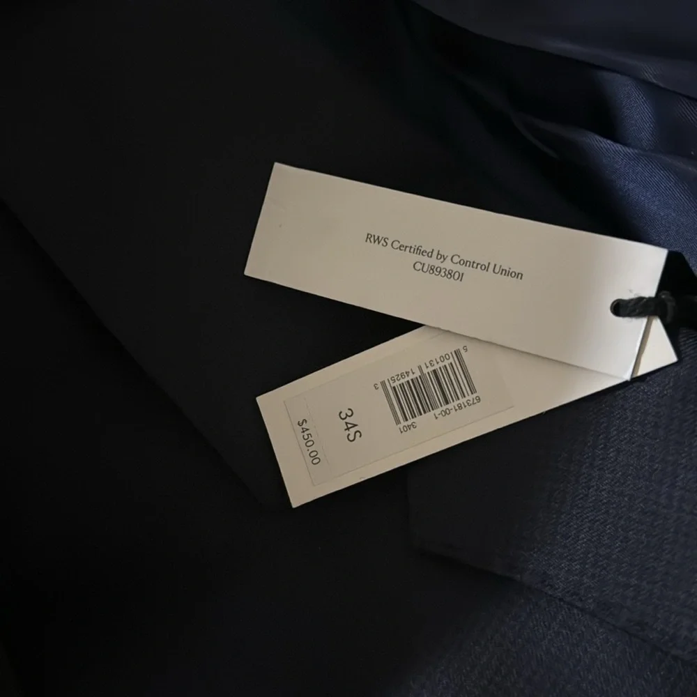 Banana Republic top tier